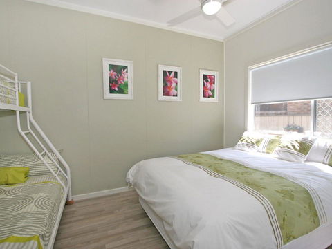 Yamba Daze - Sunrise - Pet Friendly - Mackay Tourism 3
