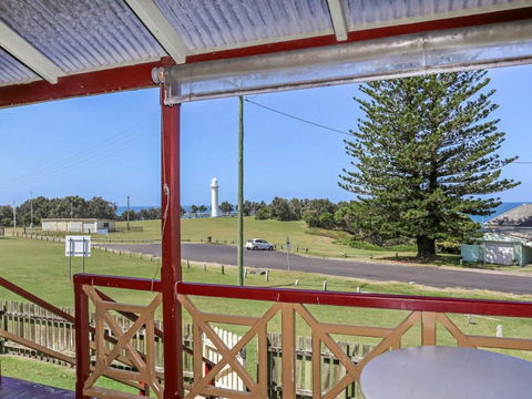 Yamba Pilot Cottage 1 - Pets Welcome - Close To Beach - Mackay Tourism 0