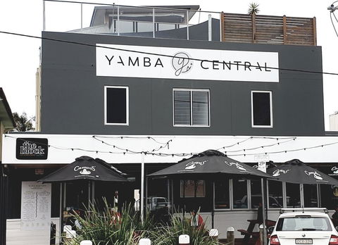 Yamba Central Hotel And Backpackers - Mackay Tourism 2