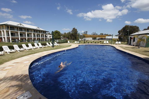 Yarrawonga Mulwala Golf Club - Mackay Tourism 0