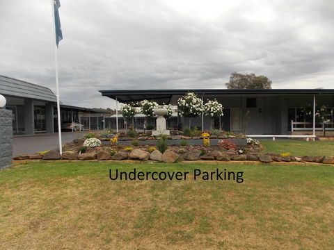 Yass Motel - Mackay Tourism 1