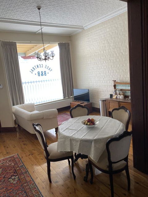Yass Central B&B - Mackay Tourism 1