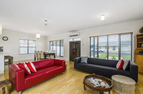 Zaahira House - Mackay Tourism 1