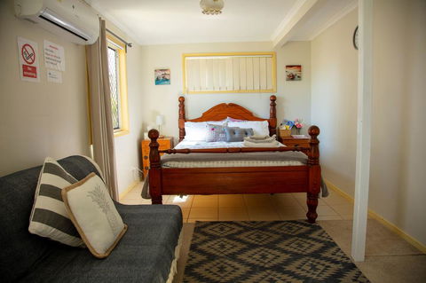 Zen Escape Guest House - Mackay Tourism 0