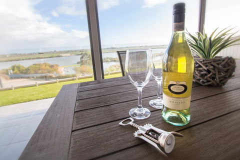 Serenity And Sweeping Murray River Views - Mackay Tourism 2