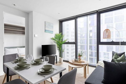 A 2BR Apt Near Melbourne Central & QV Market - Mackay Tourism 0
