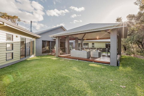 A Bush Utopia - Mackay Tourism 1