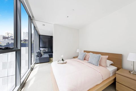 A Chic Apt With A Large Balcony Next To Grand Prix - Mackay Tourism 0