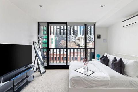 A Chic Studio Only A 4-min Walk To Victoria Market - Mackay Tourism 2