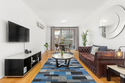 A Comfy Studio For 5 Next To Darling Harbour - Mackay Tourism 0