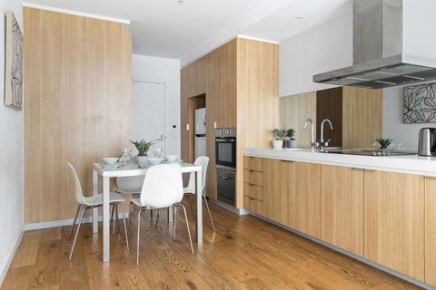 A Cozy 2BR Apt Near Southern Cross FREE Parking - Mackay Tourism 0