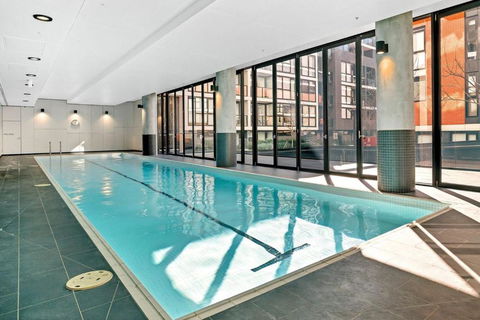 A Cozy & Plush 2BR Apt Next To The Yarra River - Mackay Tourism 2