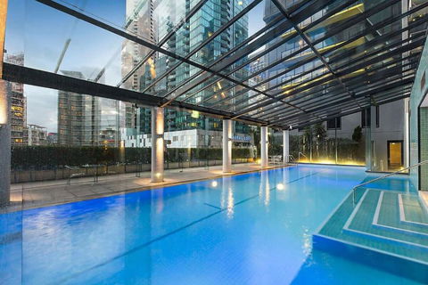 A Large 2BR Apt Near Crown Sleeps 8 FREE Parking - Mackay Tourism 4