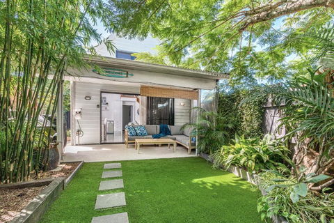 A Perfect Stay - Gidgets House And Studio - Mackay Tourism 0