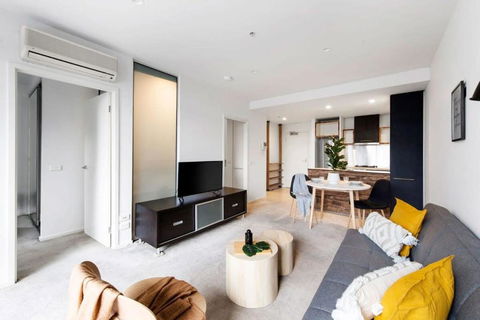 A Stylish 2BR Apt Next To Vic Market FREE Parking - Mackay Tourism 1