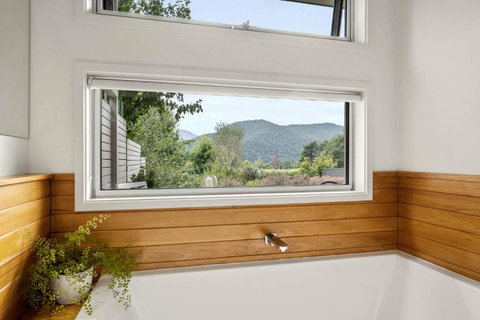 Aalborg Bright - Mackay Tourism 4