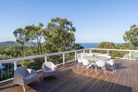 Aarini Cottage - The Ultimate Beachside Escape! - Mackay Tourism 0