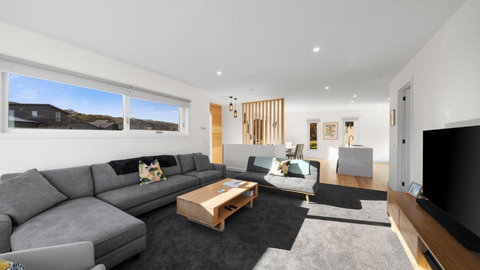 About Time - Mackay Tourism 2