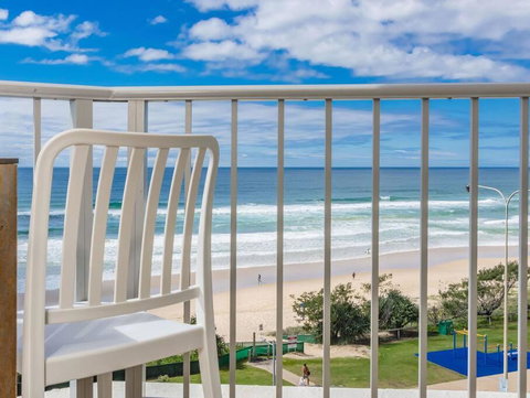 Absolute Beachfront Apartment In Paradise - Mackay Tourism 0