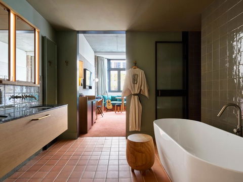 Ace Hotel Sydney - Mackay Tourism 4