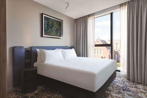 Adina Apartment Hotel Melbourne, Pentridge - Mackay Tourism 1