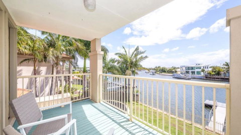 Air Conditioned Pet Friendly Canal Home With Wifi - Mackay Tourism 0