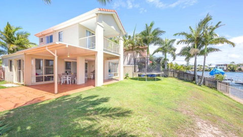 Air Conditioned Pet Friendly Canal Home With Wifi - Mackay Tourism 2