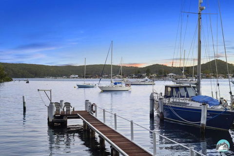 Aircabin - Daleys Point - Waterfront Retreat House - Mackay Tourism 1