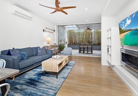 Al Mare - Mackay Tourism 0