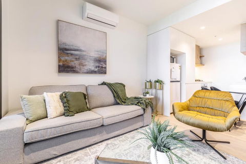 Alluring Oasis In The Heart Of South Melbourne - Mackay Tourism 1