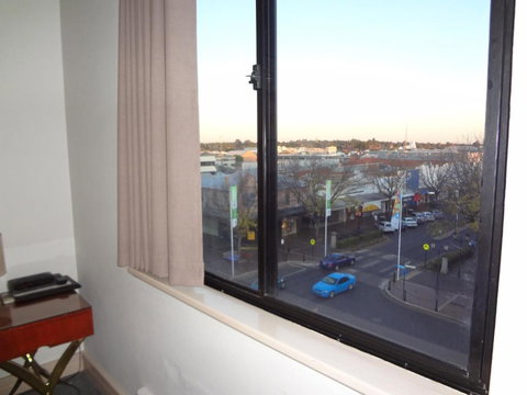 Amaroo Hotel Dubbo - Mackay Tourism 1