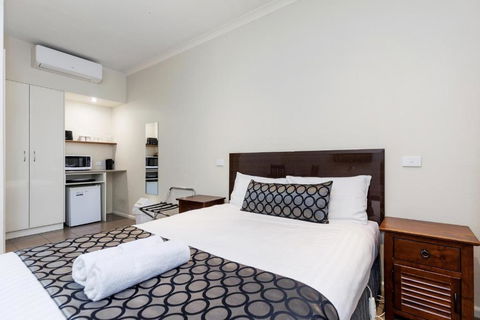 Amaroo Motel Tumuts Best Accommodation - Mackay Tourism 1