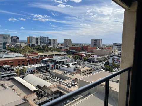 Amazing City Skyline Apartment - Pool, Gym, Sauna. - Mackay Tourism 2