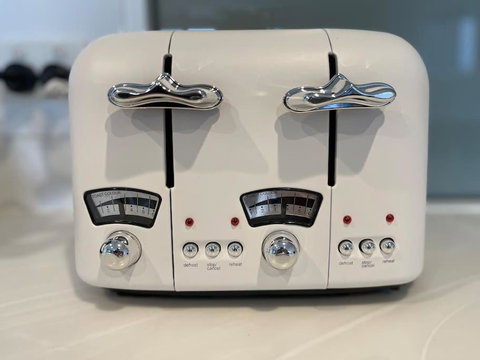 Amazing City Skyline Apartment - Pool, Gym, Sauna. - Mackay Tourism 3