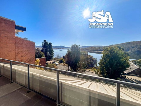 Apartment Lakeview - Mackay Tourism 1