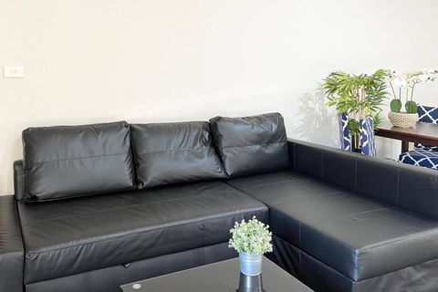 Apartment On The Hill - Mackay Tourism 4