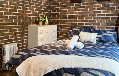 Apartment On The Hill - Mackay Tourism 1