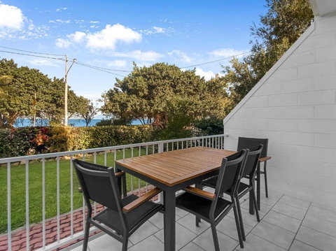 Arcadia Beach Unit 1 - Mackay Tourism 0