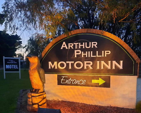 Arthur Phillip Motor Inn - Mackay Tourism 0