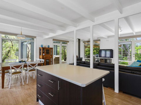 Avonlea Sorrento Holiday House - Mackay Tourism 3