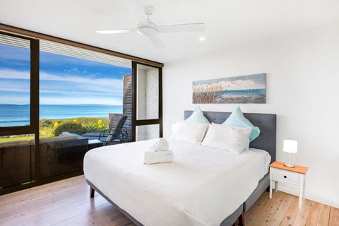 Azure Absolute Beachfront I Pet Friendly - Mackay Tourism 4