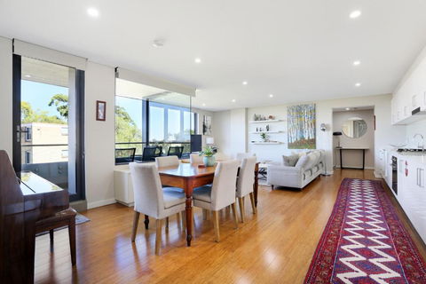 B314S - Waverton Village Heights - Mackay Tourism 0
