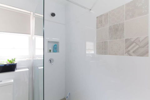 B5 Crawley Apartment 1 BRM & Sleepout Near UWA - Mackay Tourism 3
