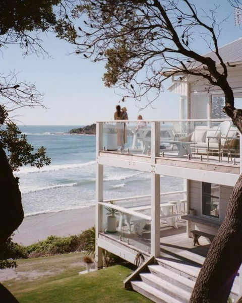 BAY PROPERTIES . Beach House Studio - Mackay Tourism 2