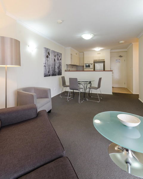 West End Central Apartments - Mackay Tourism 17