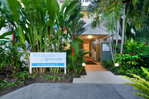 Port Douglas Apartments - Adults Only Oasis - Mackay Tourism 14