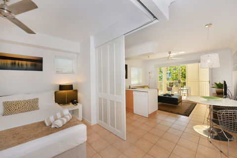 Port Douglas Apartments - Adults Only Oasis - Mackay Tourism 30