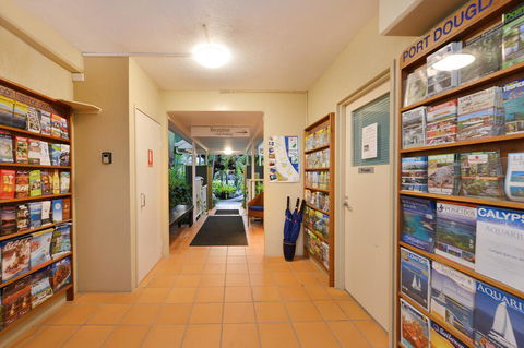 Port Douglas Apartments - Adults Only Oasis - Mackay Tourism 10