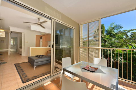 Port Douglas Apartments - Adults Only Oasis - Mackay Tourism 5