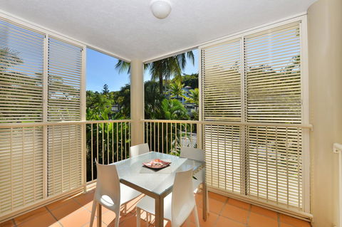 Port Douglas Apartments - Adults Only Oasis - Mackay Tourism 6